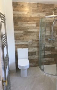 Bathroom tips - wood effect bathroom