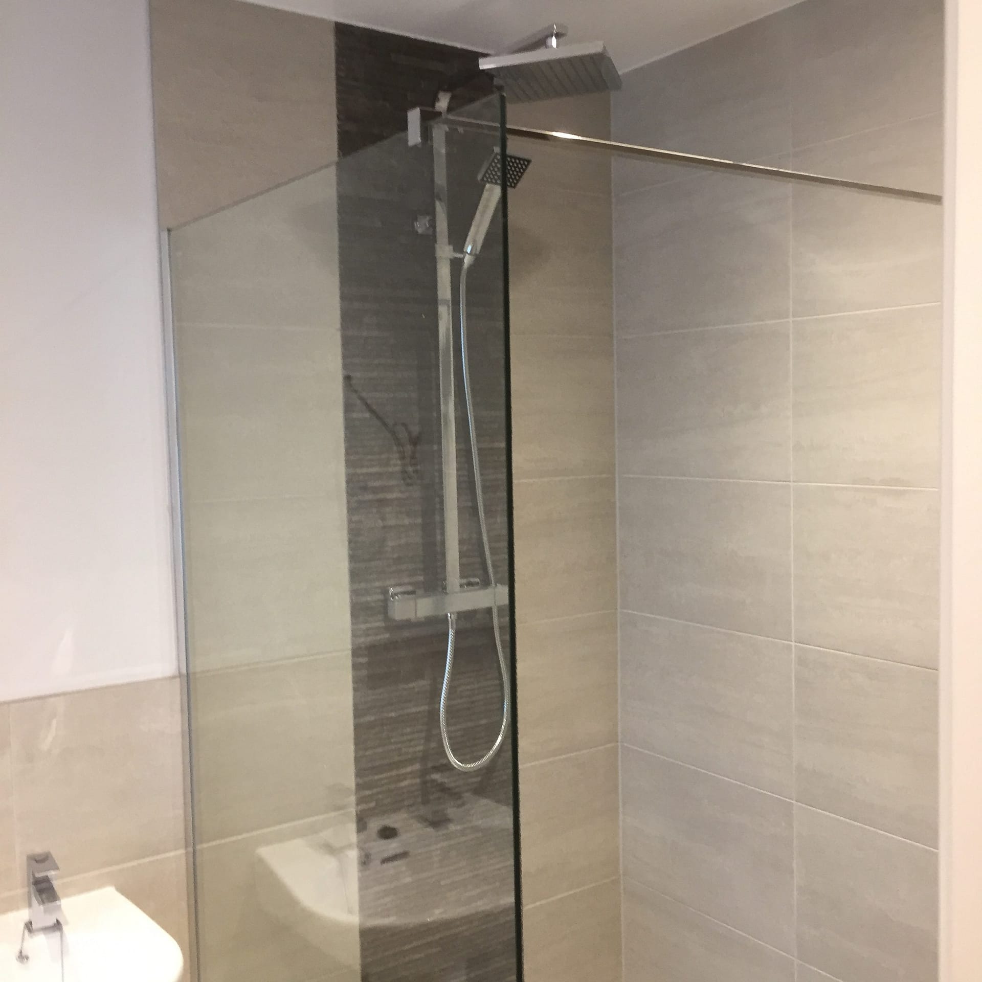 plymouth bathroom fitter , a rated bathrooms recent wetroom prodject